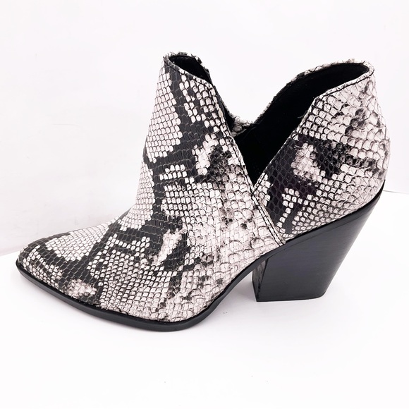 {Naturalizer} Rosetta Snakeskin Embossed Pointed Toe Block Heel Boot - Picture 15 of 16